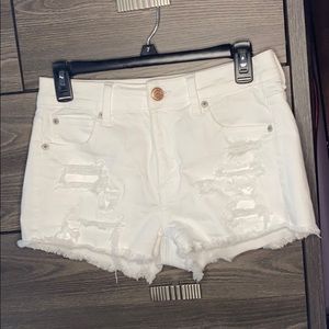 American Eagle white shorts